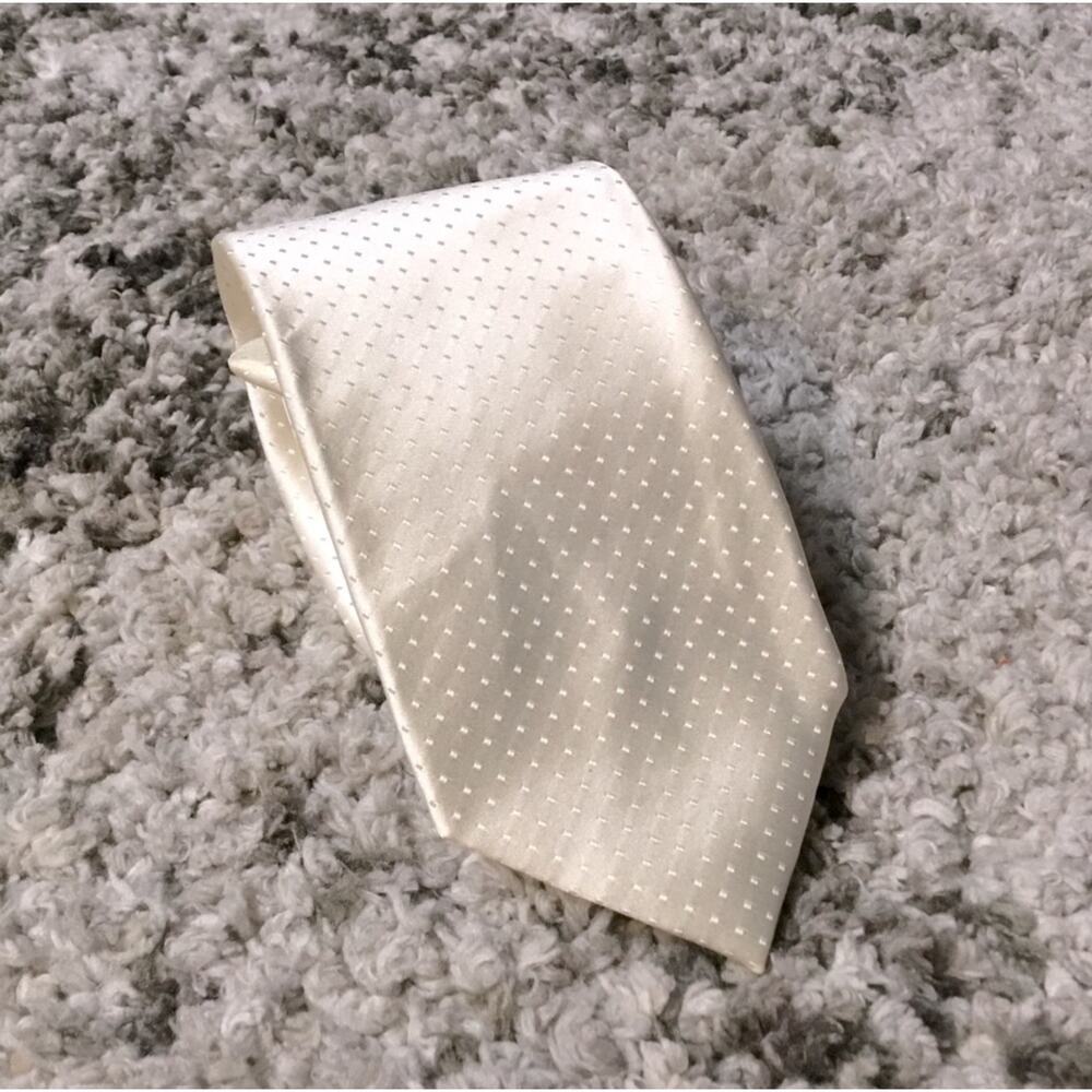 Van Heusen Silk Tie